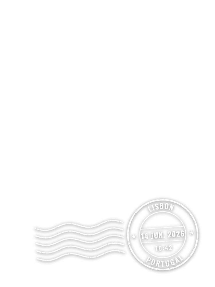 Dois bondes amarelos em uma rua de Lisboa, com o carimbo Postmark