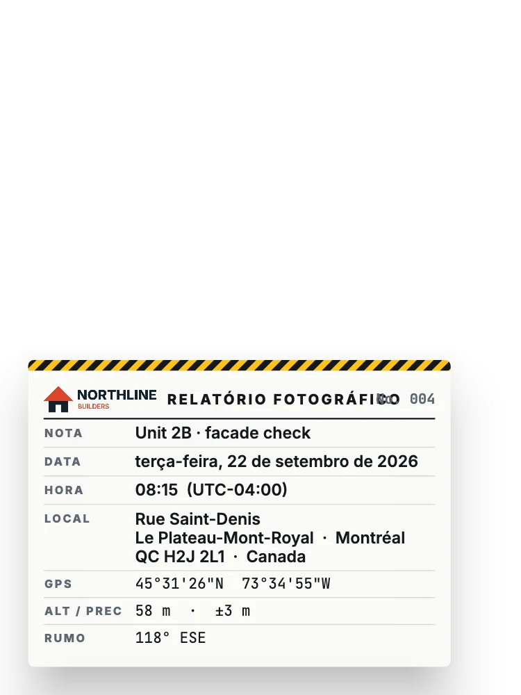 Um prédio de tijolos em uma rua de Montreal, com o carimbo Site Report (DMS)